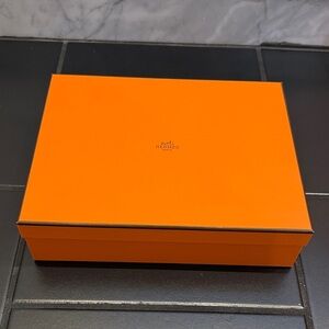 Hermès Orange Gift Box